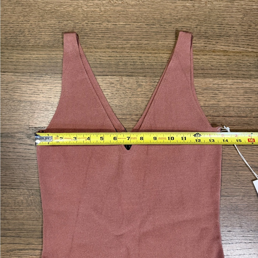 New Cushnie Sleeveless V Neck Knit Dress with Lace Detail-Size Medium-Rose Gold - Picture 16 of 16